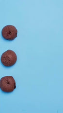 COMBO Pasta de Amendoim LEITINHO BLACK + Cookies CACAU COM GOTAS SABOR CHOCOLATE MEIO AMARGO LA GANEXA
